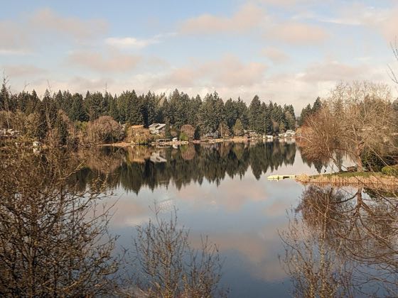 Smoky Mountain Lakefront Lodge — Corporate Retreat Ready